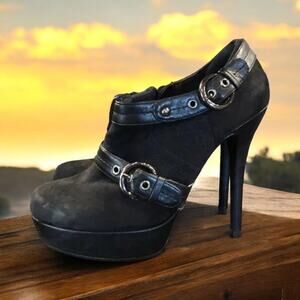 OE Black belted ankle bootie Heels Platform Heels Women’s Size 7.5